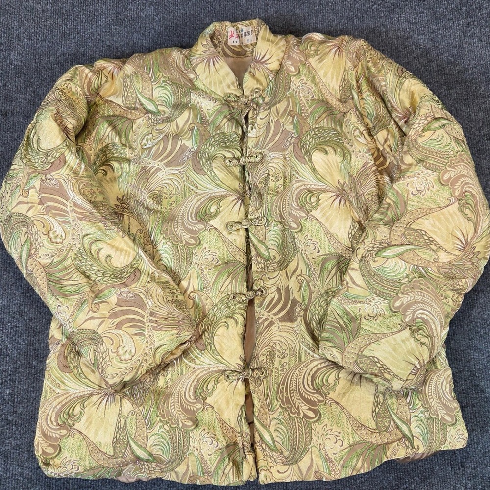 Beijing Dong Sheng Quilted Silk Brocade Jacket Womens 4 Gold Frog Closure